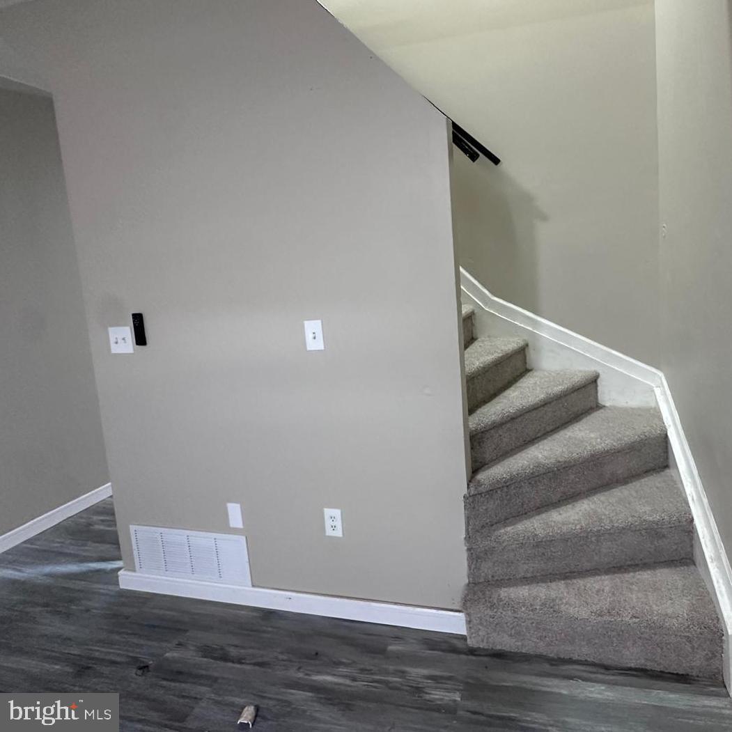 1202 E Lafayette Ave Property Photo 11
