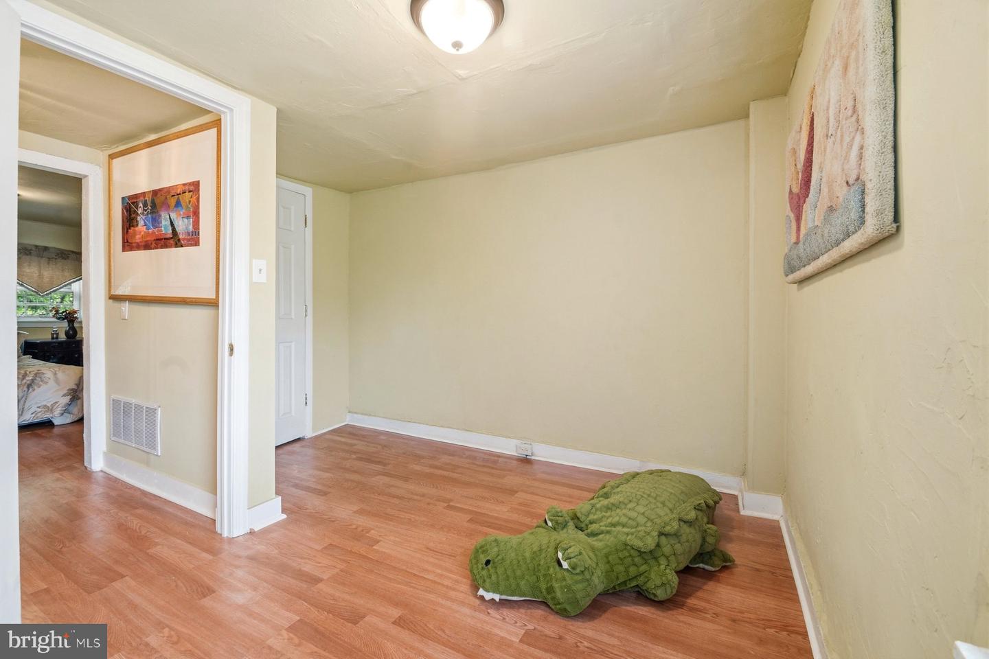 1216 W Pratt St Property Photo 19