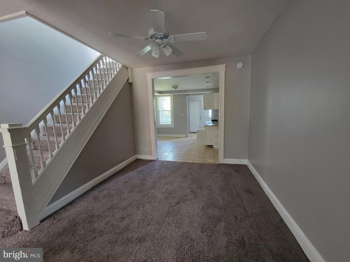2730 Winchester St Property Photo 5