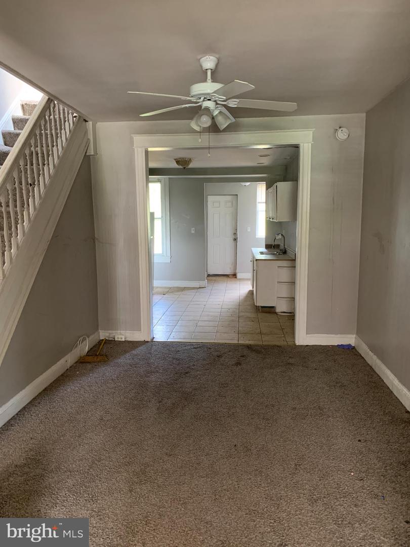 2730 Winchester St Property Photo 23
