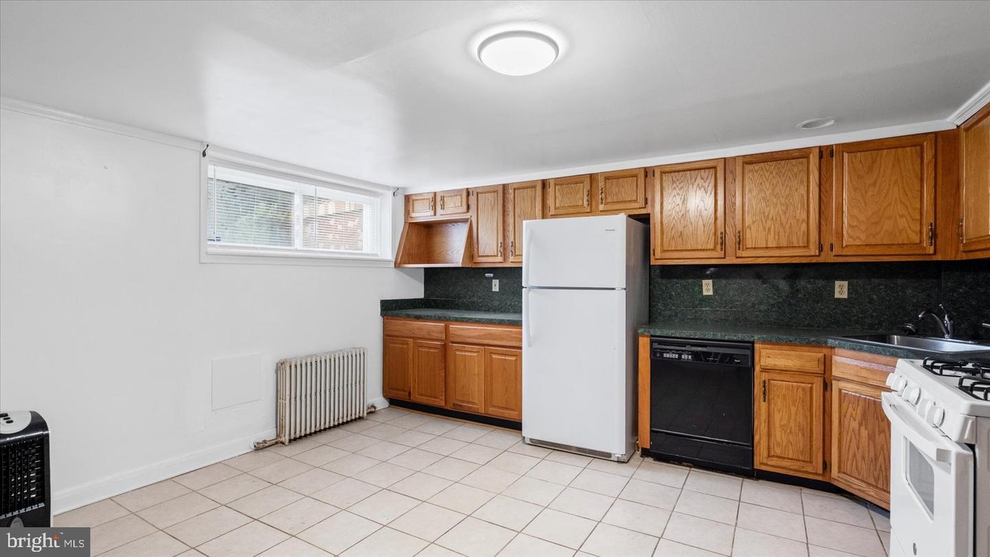 2905 E Federal St Property Photo 17