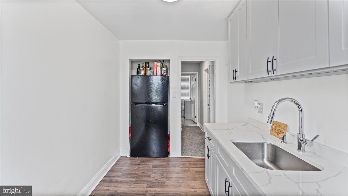 2905 E Federal St Property Photo 28