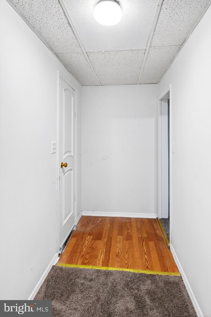 407 Lynn Ave Property Photo 13
