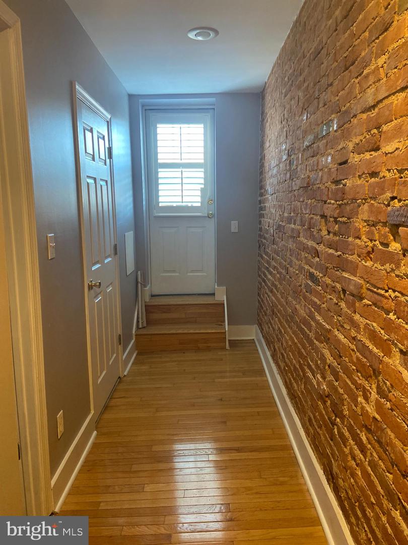 1629 S Hanover St Property Photo 14
