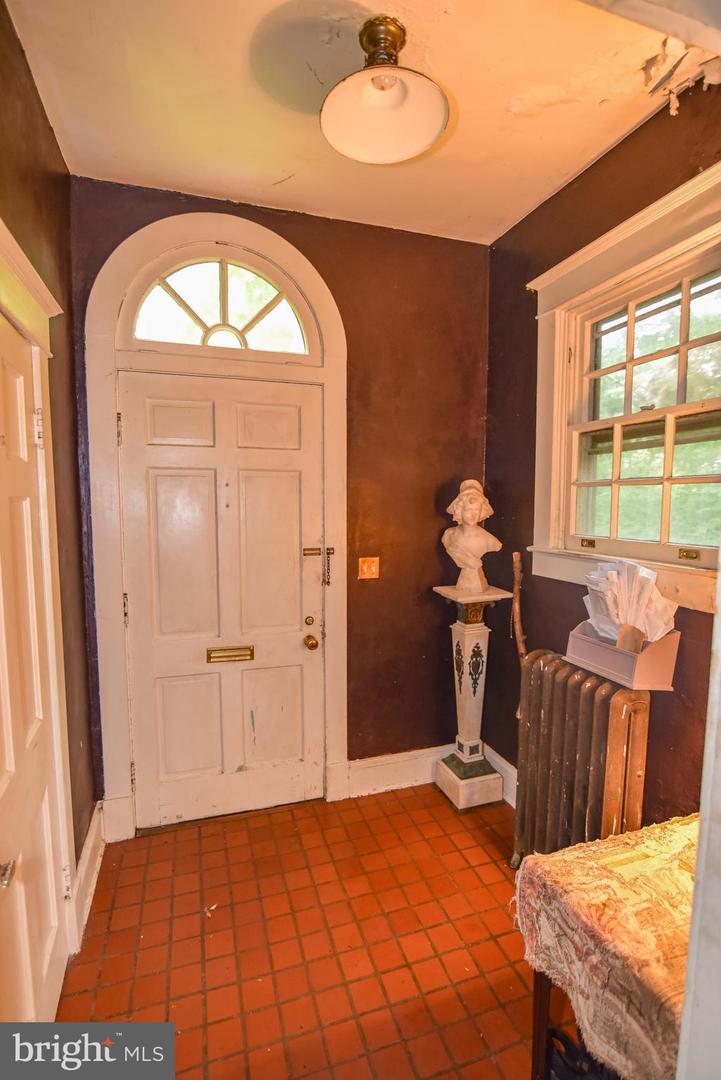 24 Merrymount Rd Property Photo 2