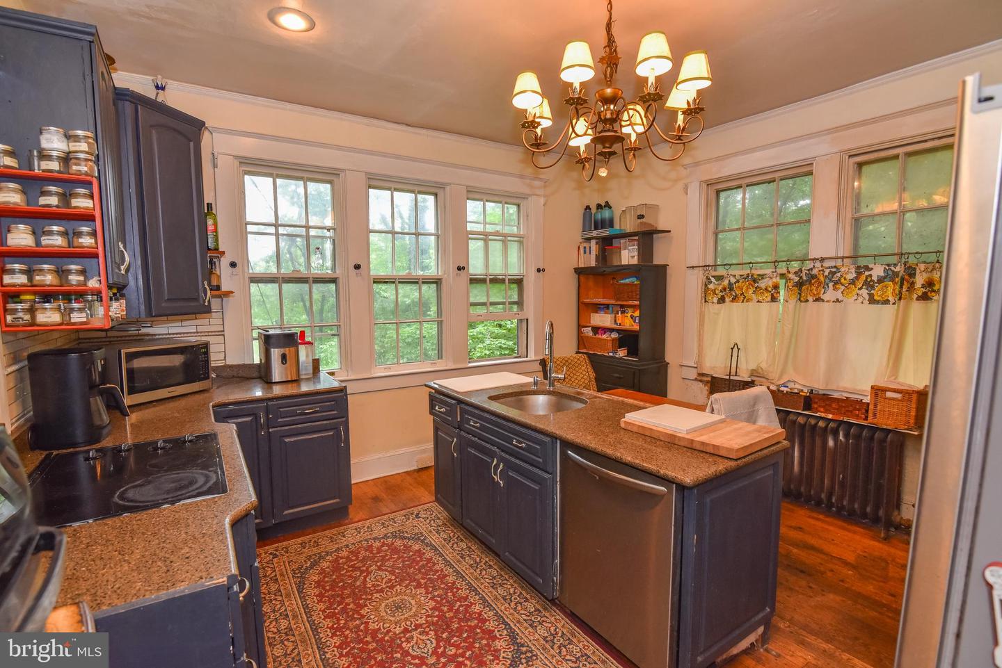 24 Merrymount Rd Property Photo 7
