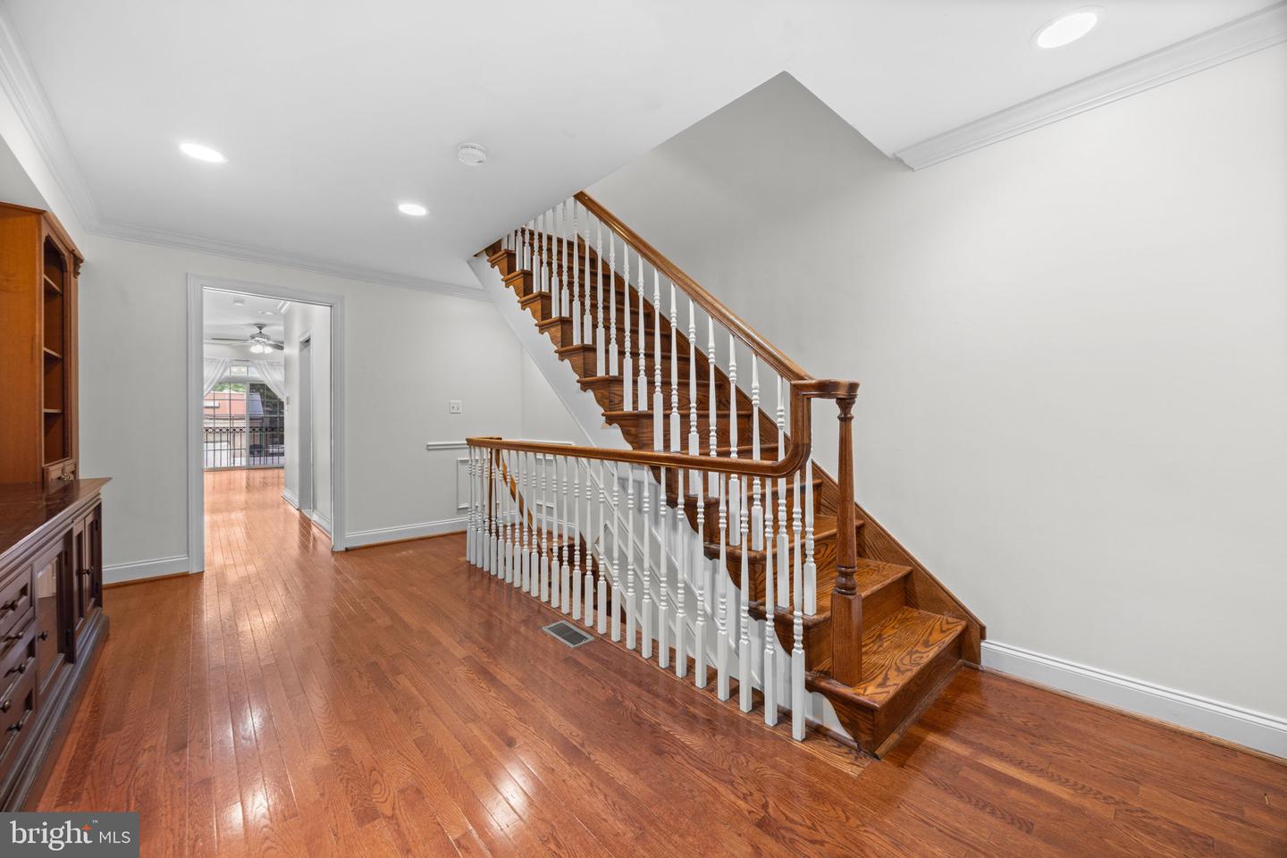 1933 Fleet St Property Photo 24