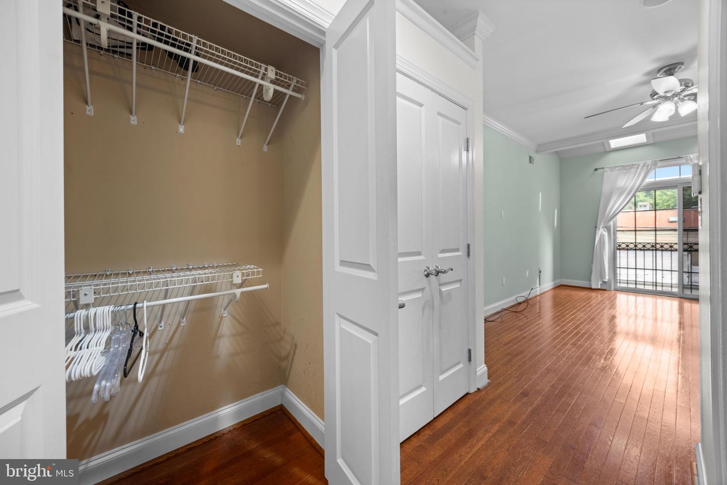 1933 Fleet St Property Photo 39