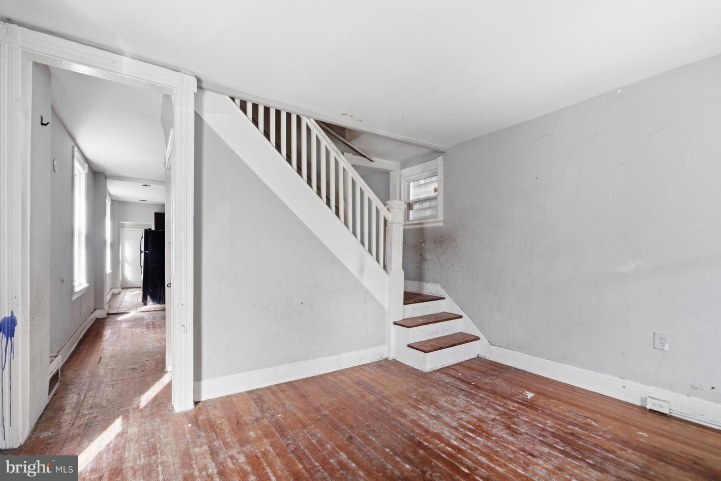 5729 Govane Ave Property Photo 4