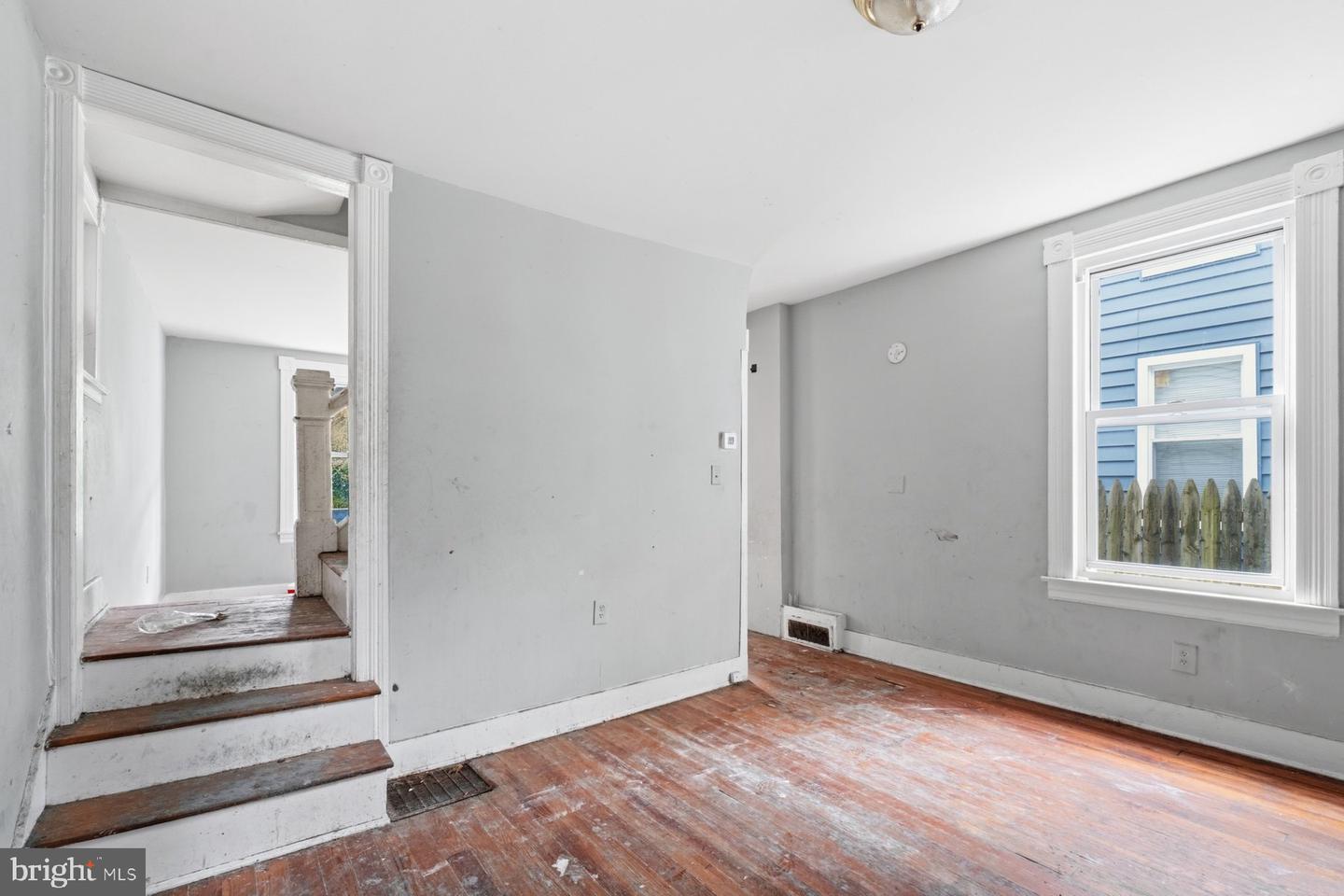 5729 Govane Ave Property Photo 7