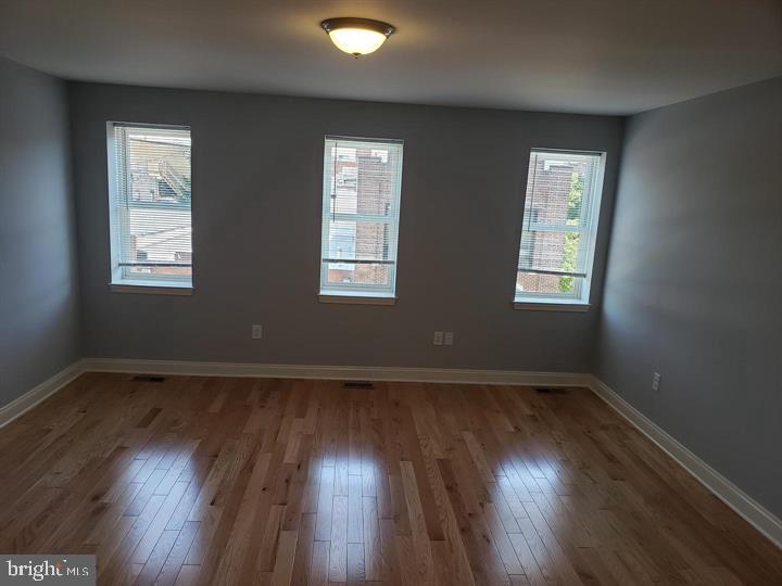 430 S Bond St Property Photo 23