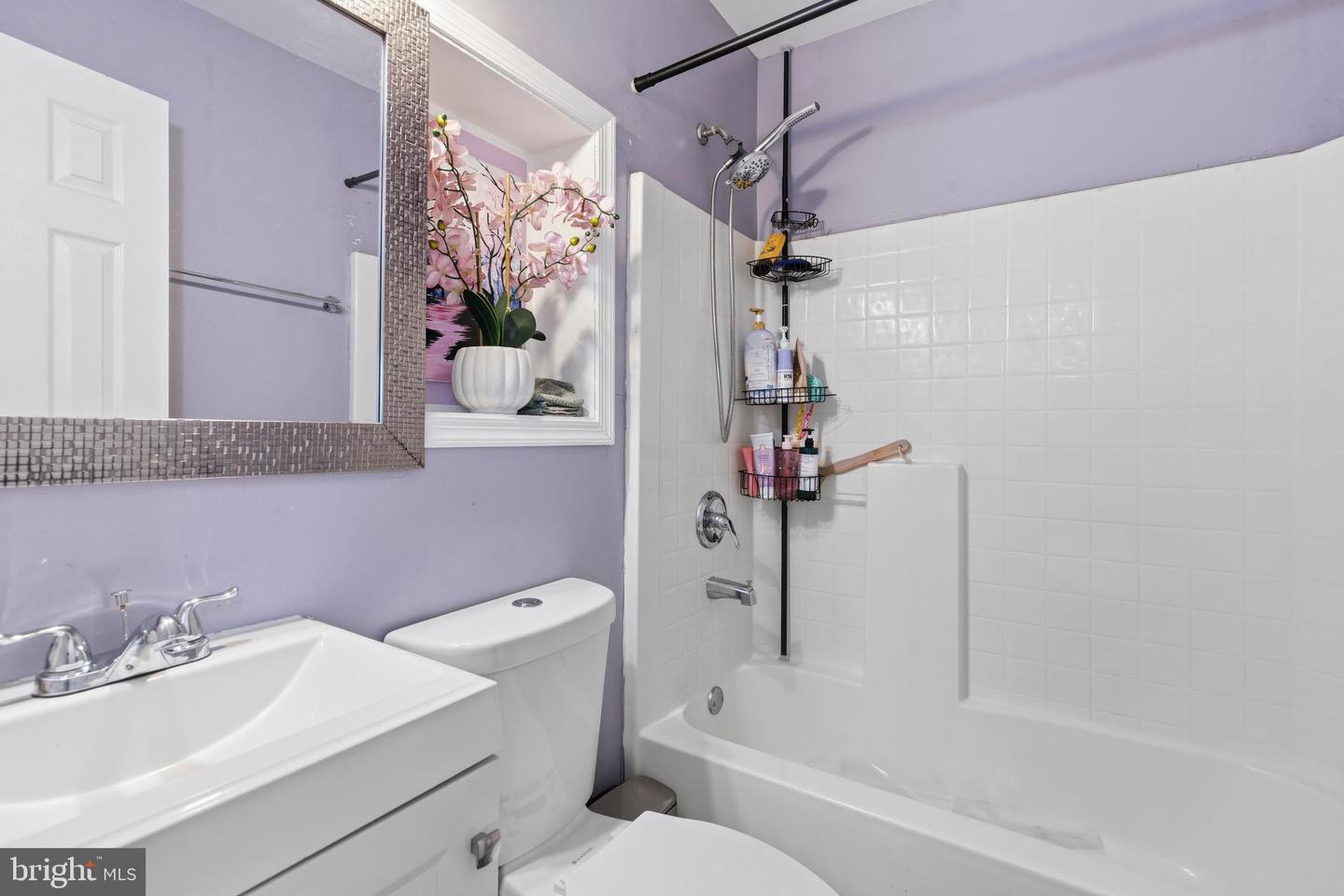 1603 Malvern St Property Photo 13