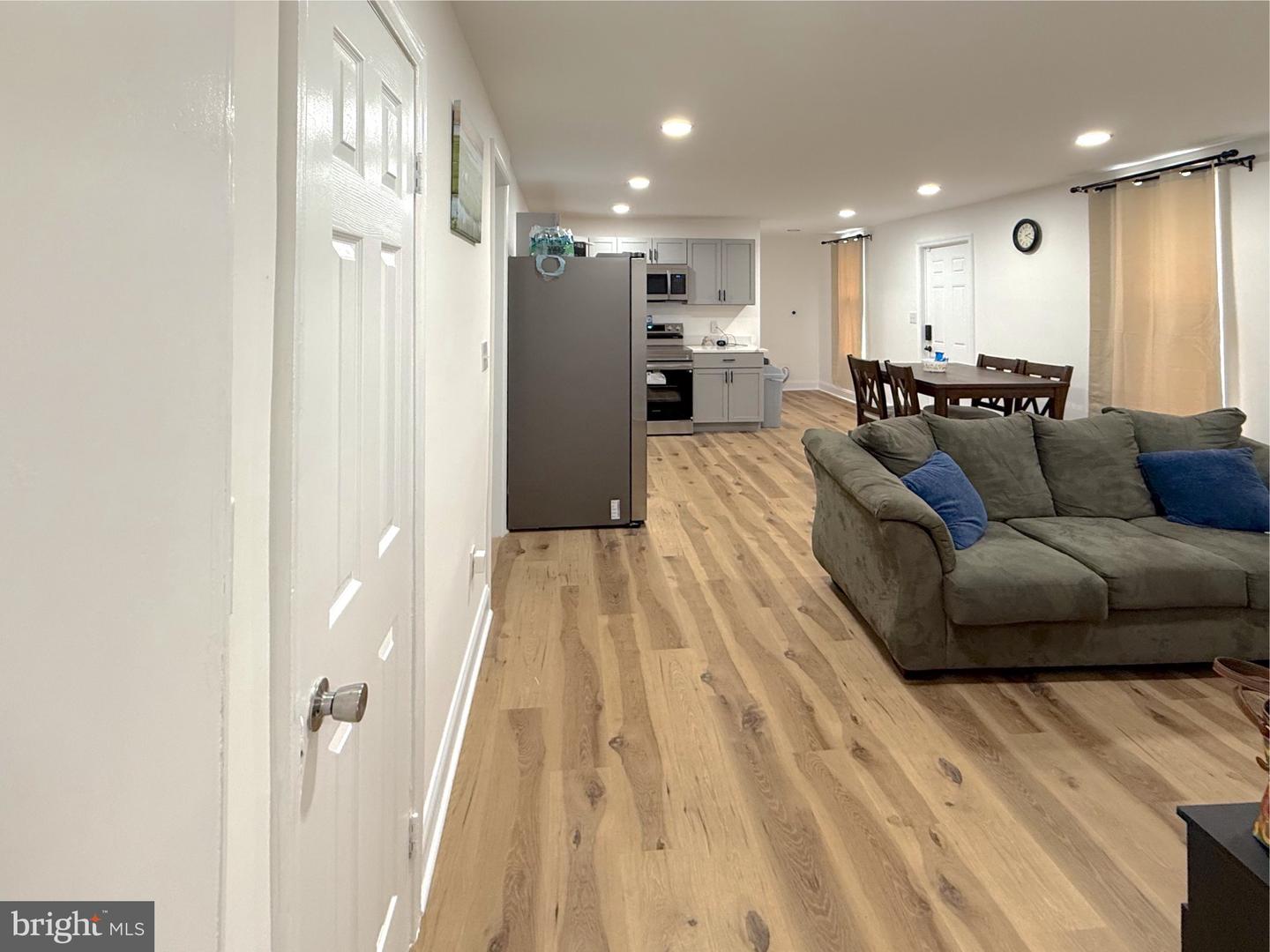 3703 6th St #unit 1 Property Photo 3