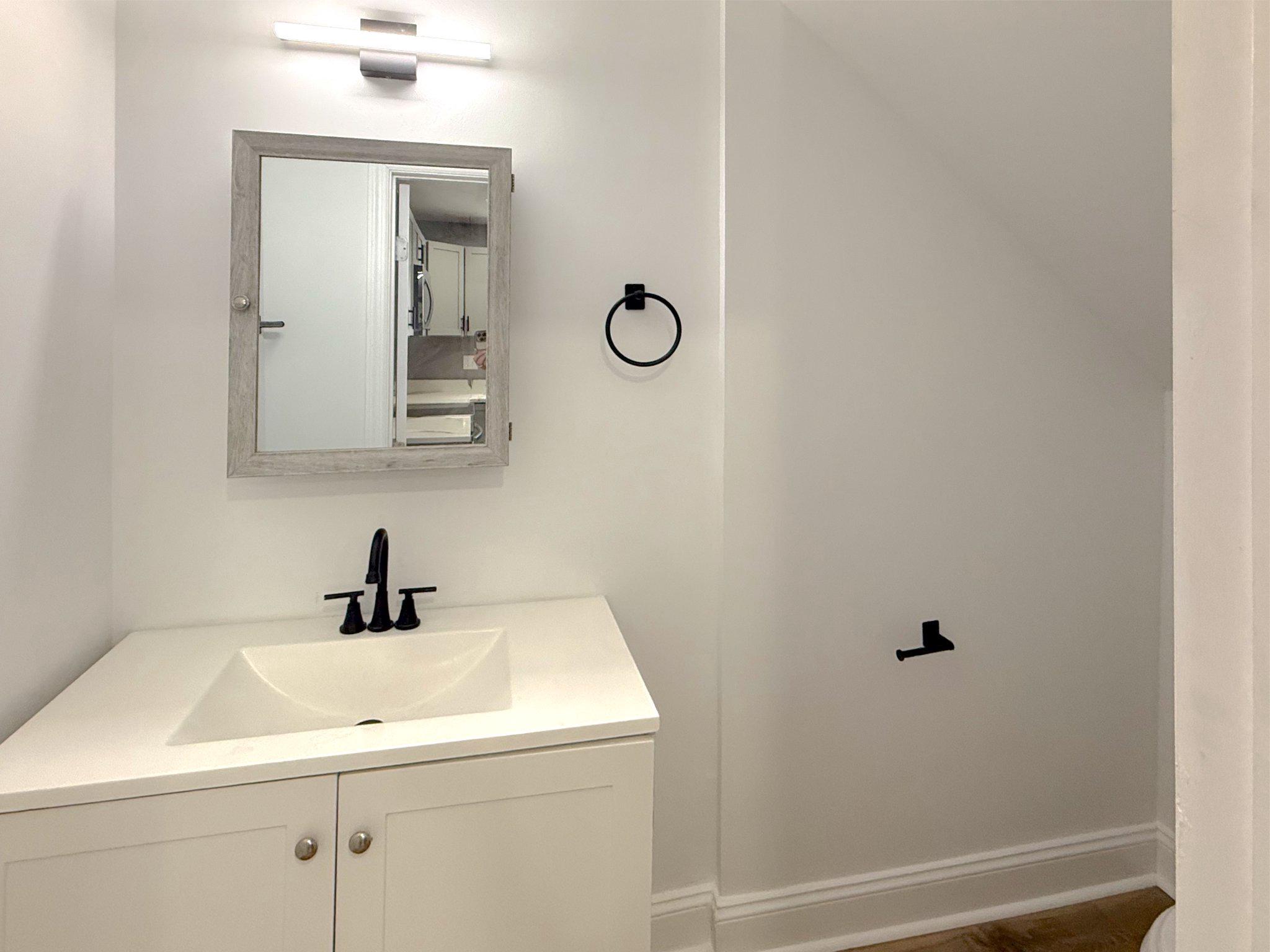 3703 6th St #unit 2 Property Photo 5