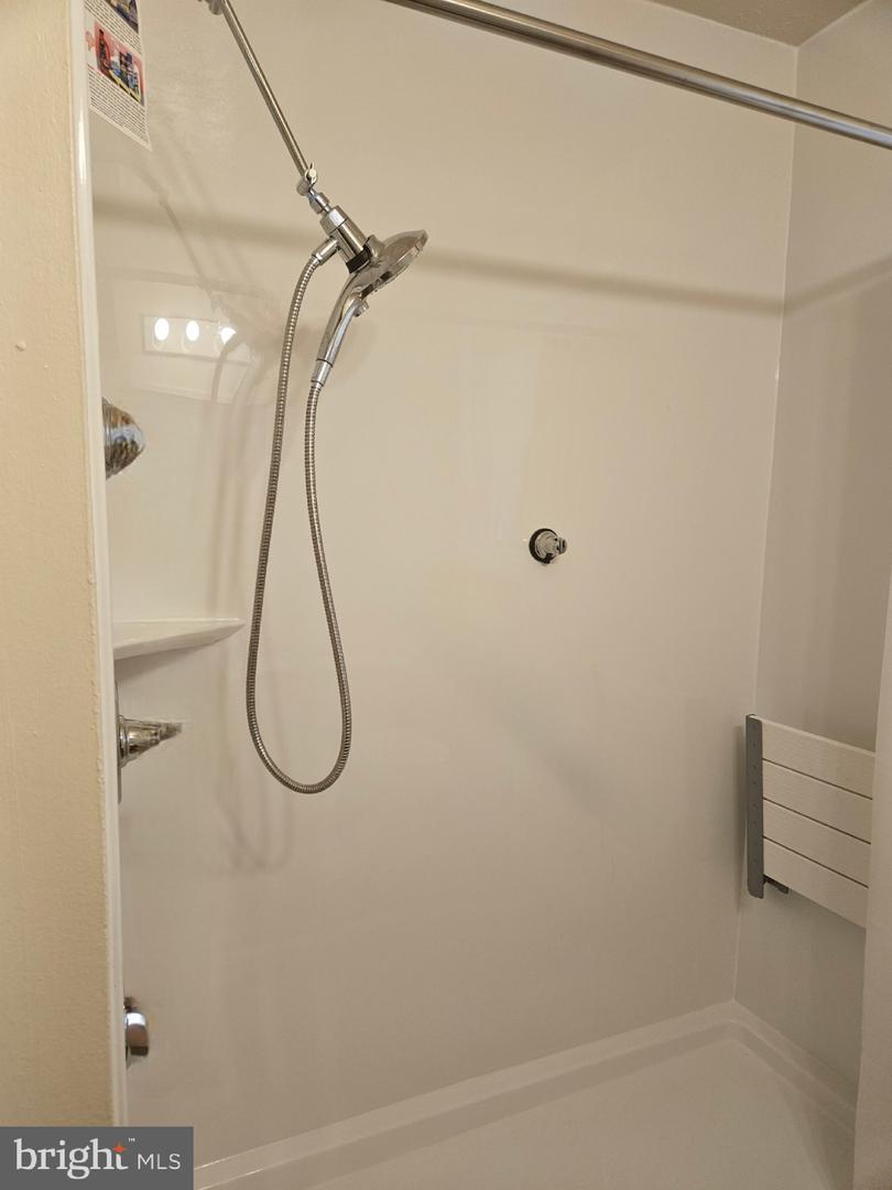5709 Moravia Rd Property Photo 9