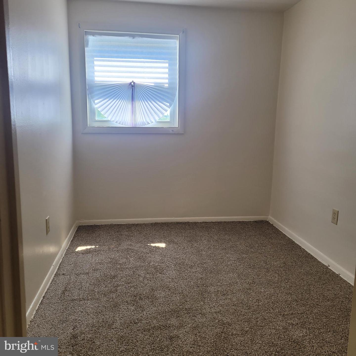 5709 Moravia Rd Property Photo 11