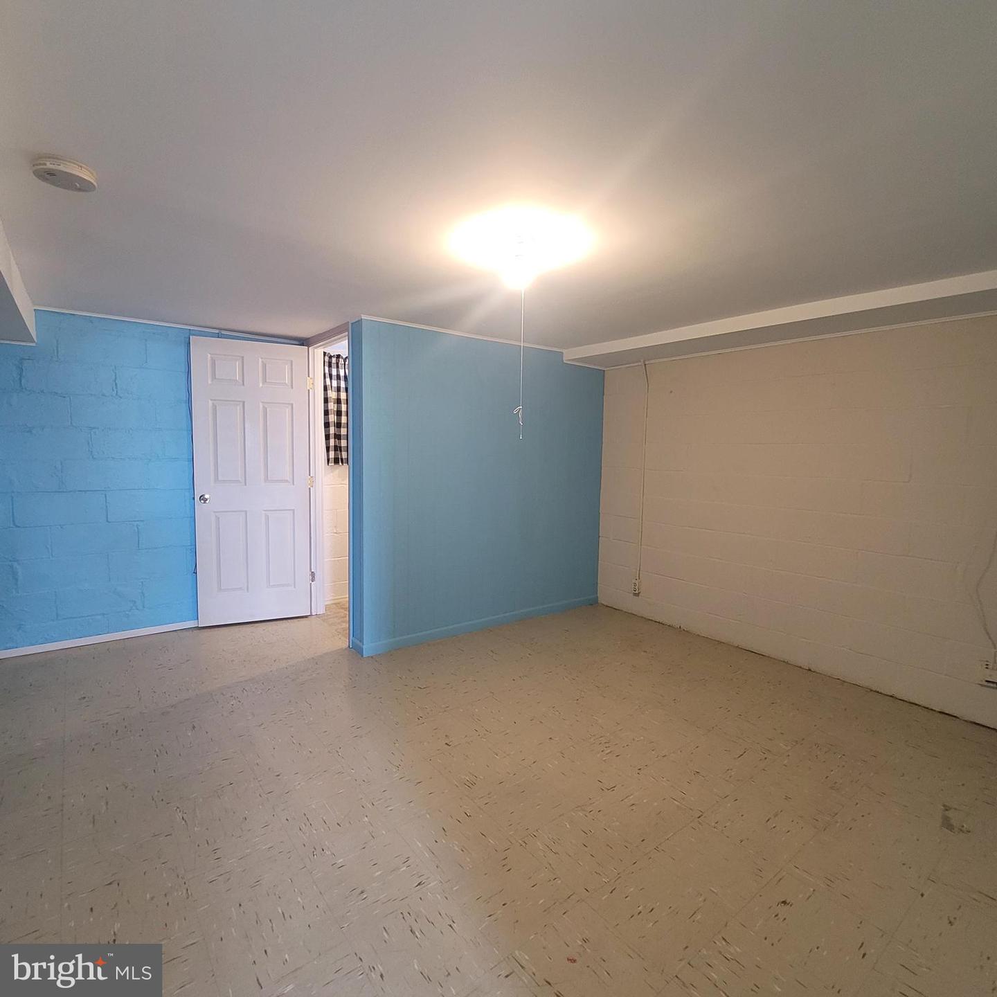 5709 Moravia Rd Property Photo 14