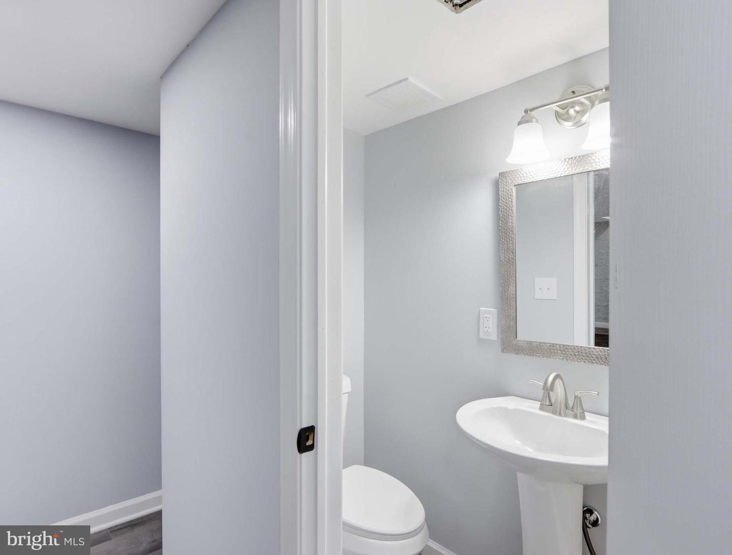 10 Rosedale St Property Photo 9