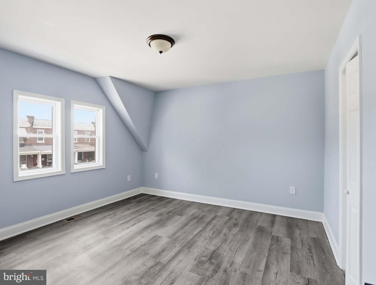 10 Rosedale St Property Photo 10