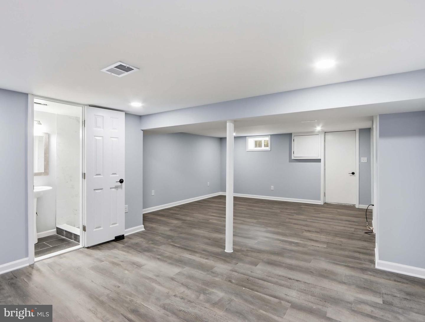 10 Rosedale St Property Photo 16