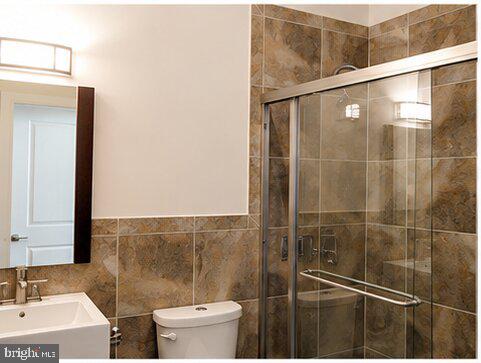 33 W North Ave Property Photo 20