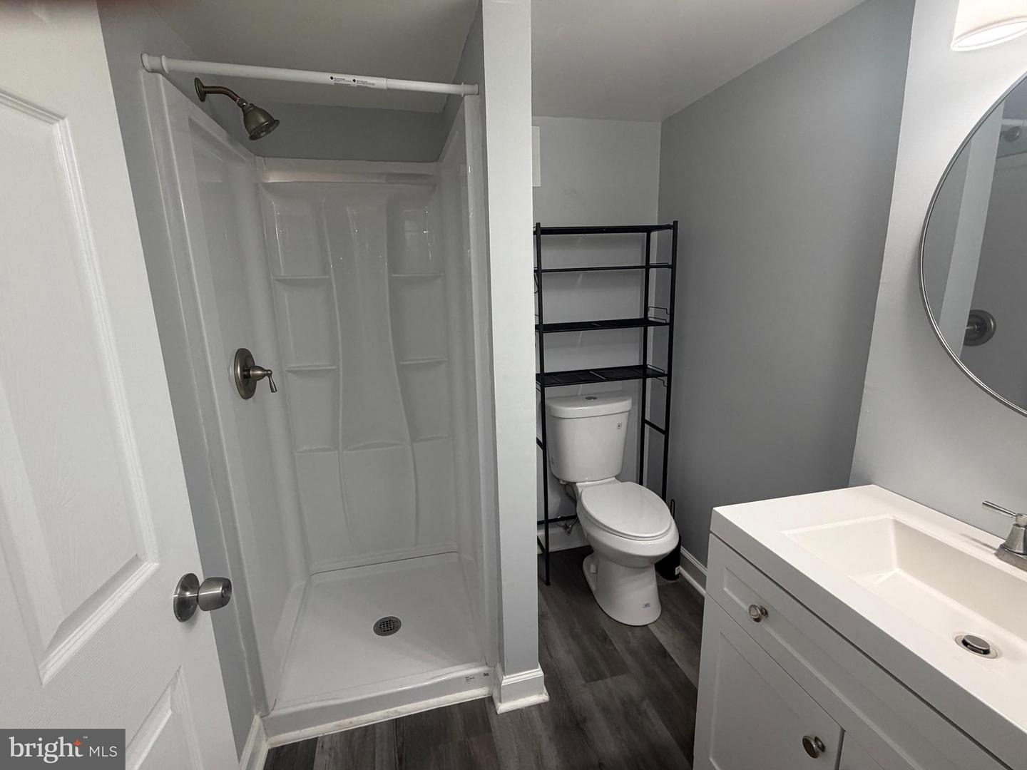 3707 Mactavish Ave Property Photo 12