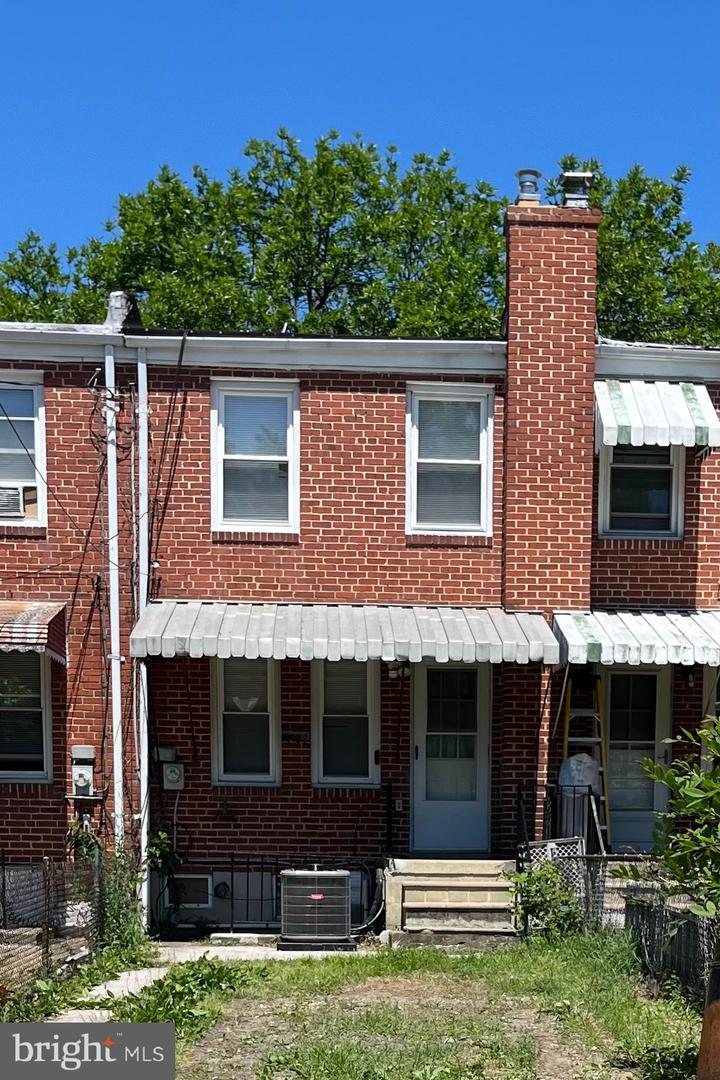 3707 Mactavish Ave Property Photo 19