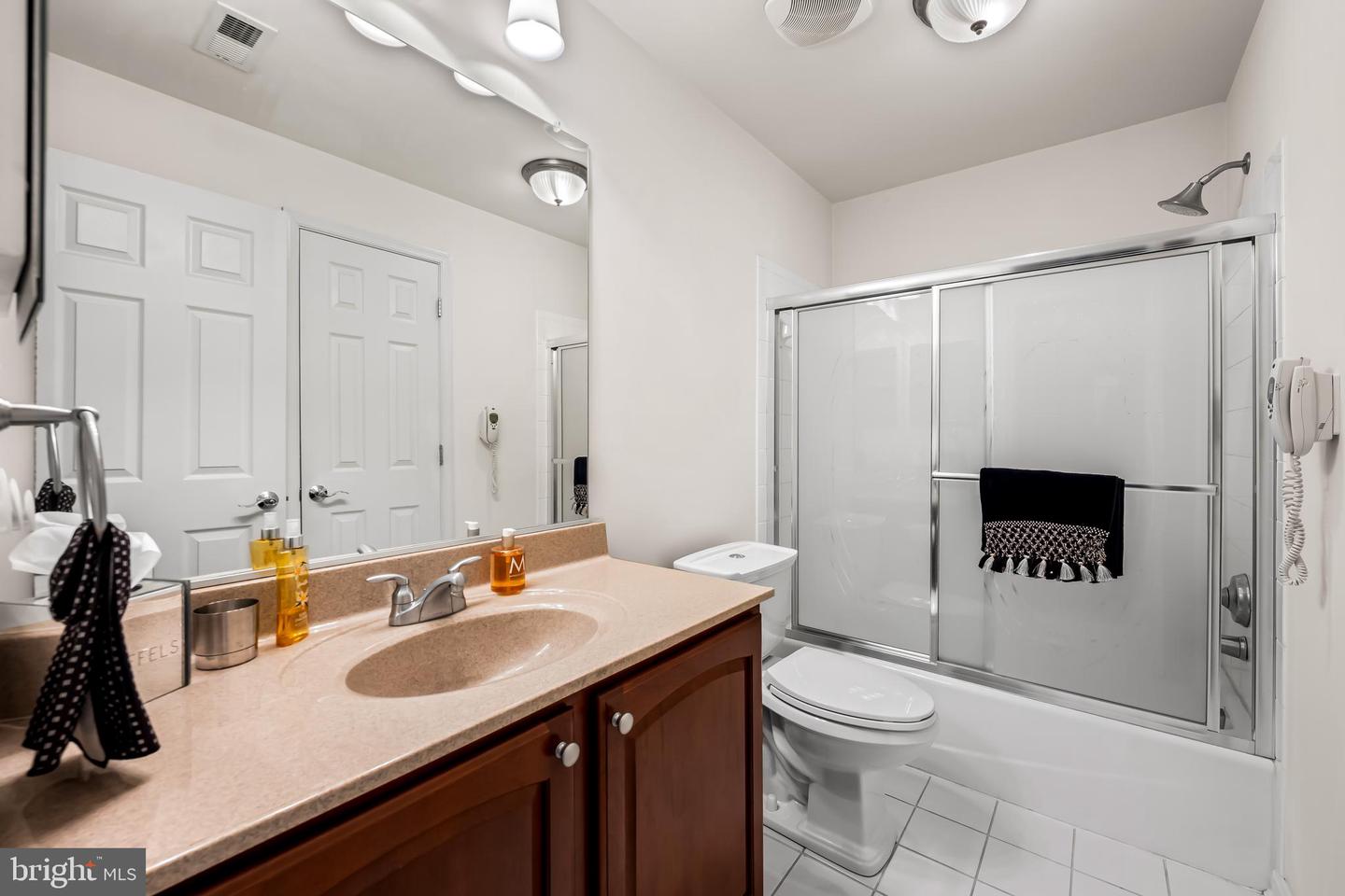 2618 Lighthouse Ln Property Photo 10