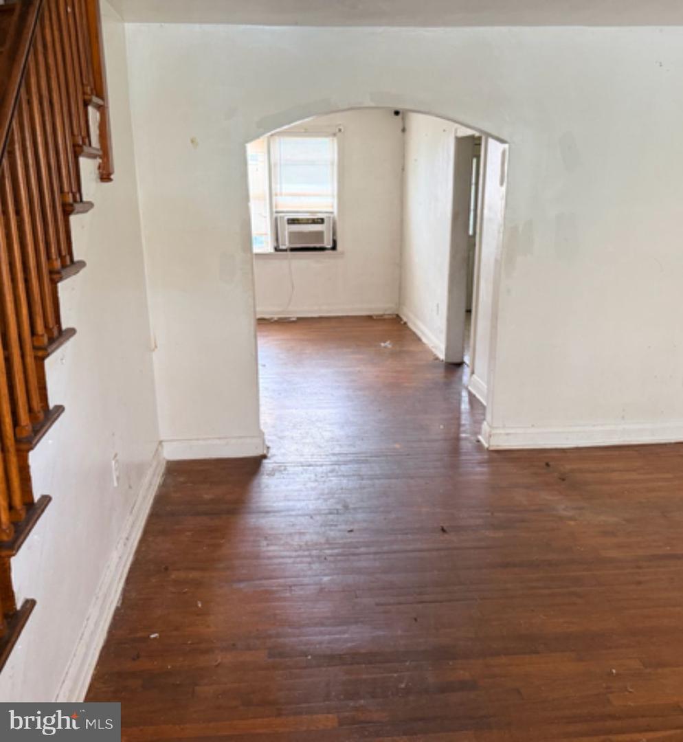 1409 Kenhill Ave Property Photo 4