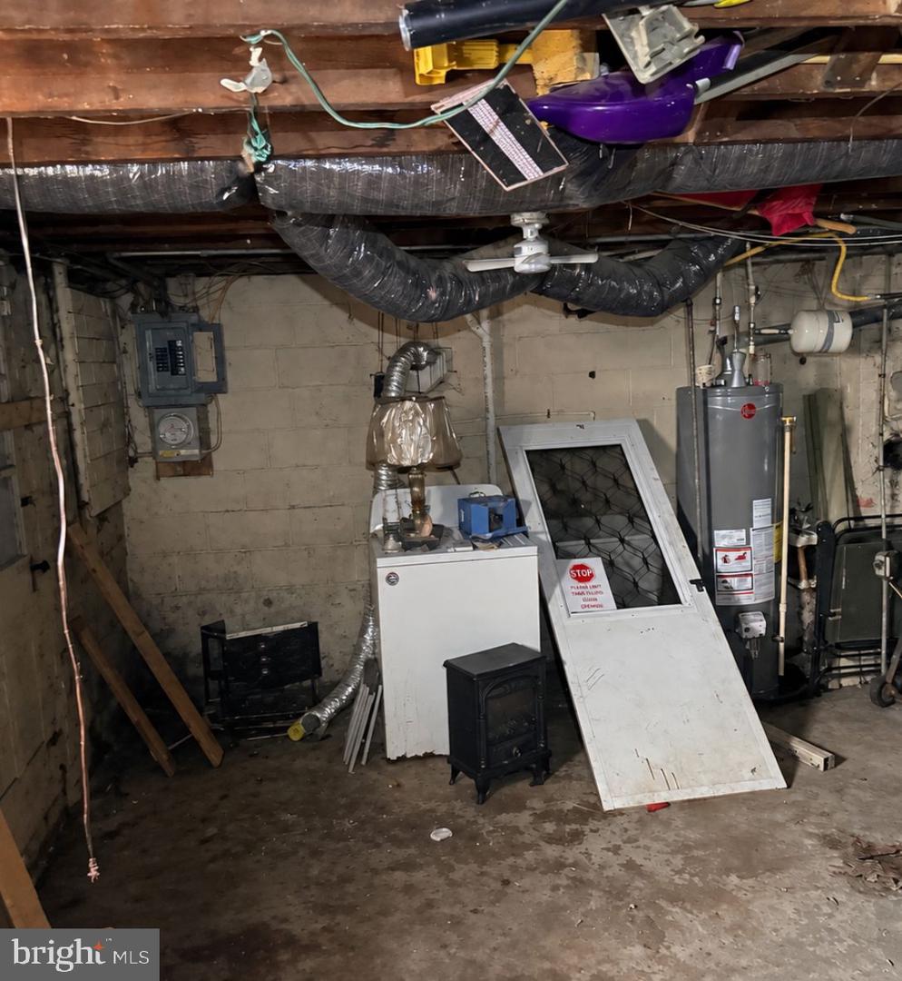 1409 Kenhill Ave Property Photo 9