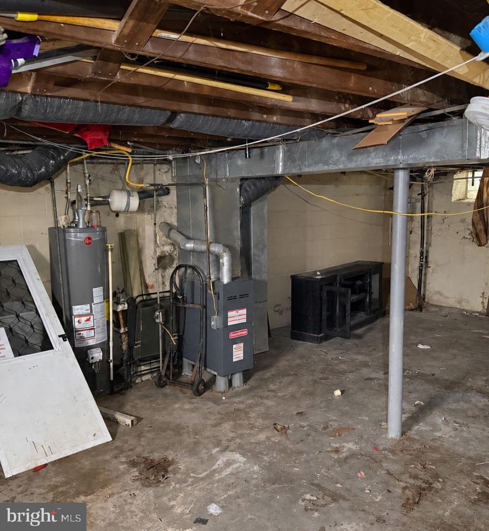 1409 Kenhill Ave Property Photo 10