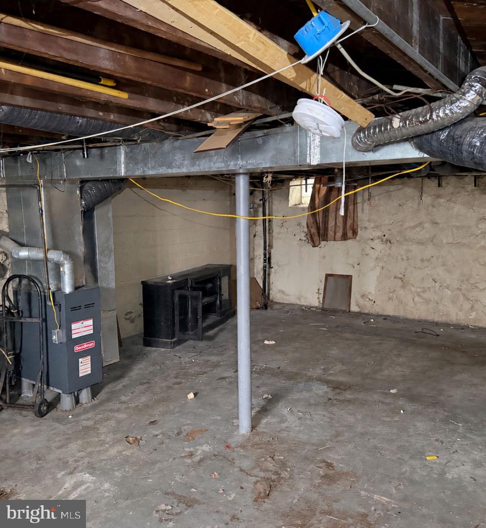 1409 Kenhill Ave Property Photo 11