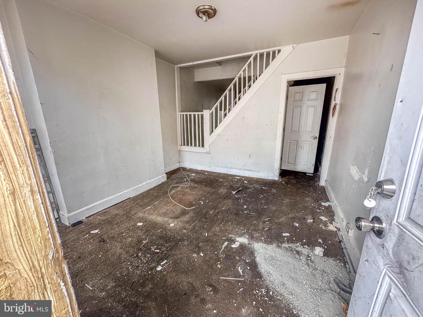 2114 Vine St Property Photo 2