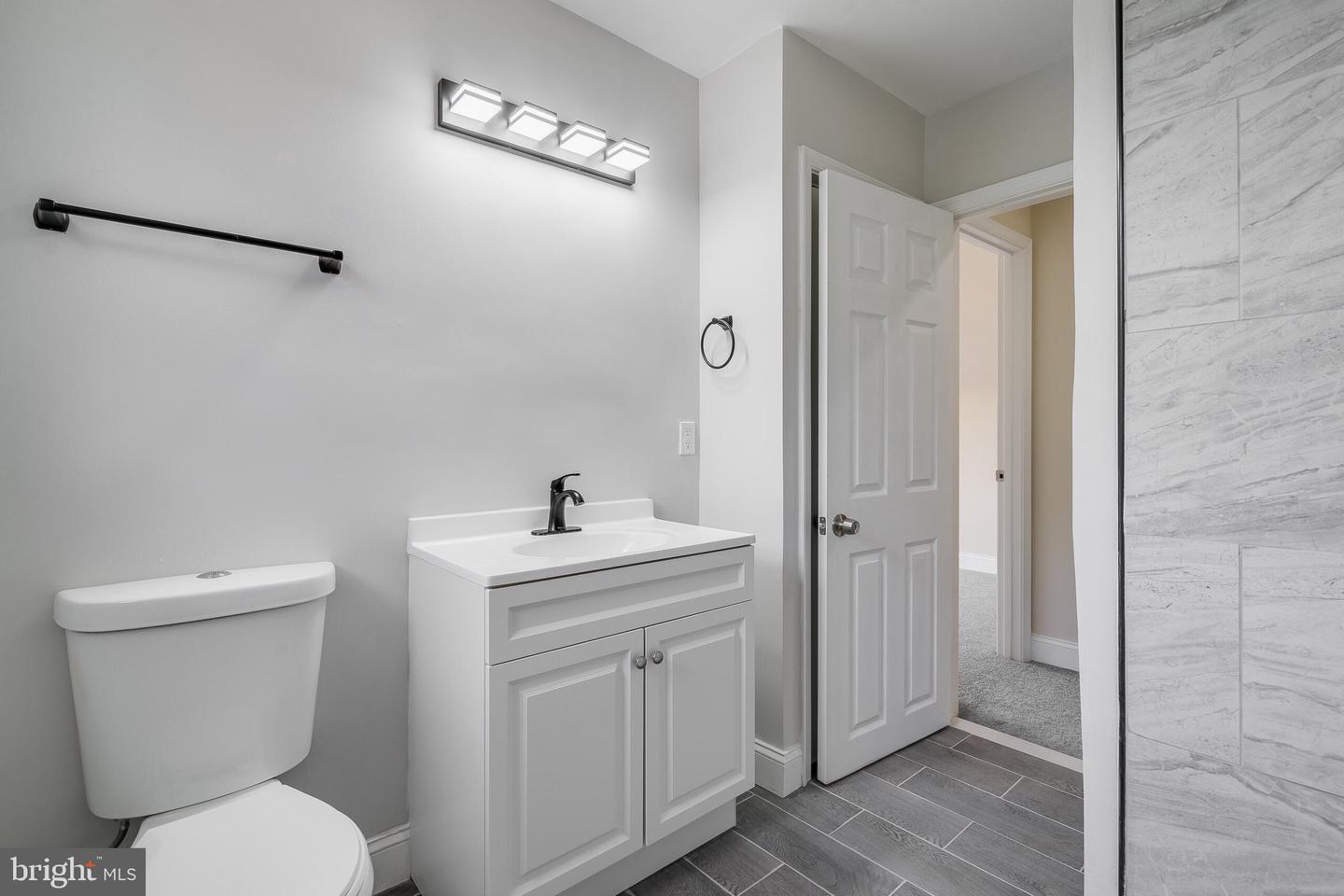 5412 Biddison Ave Property Photo 25