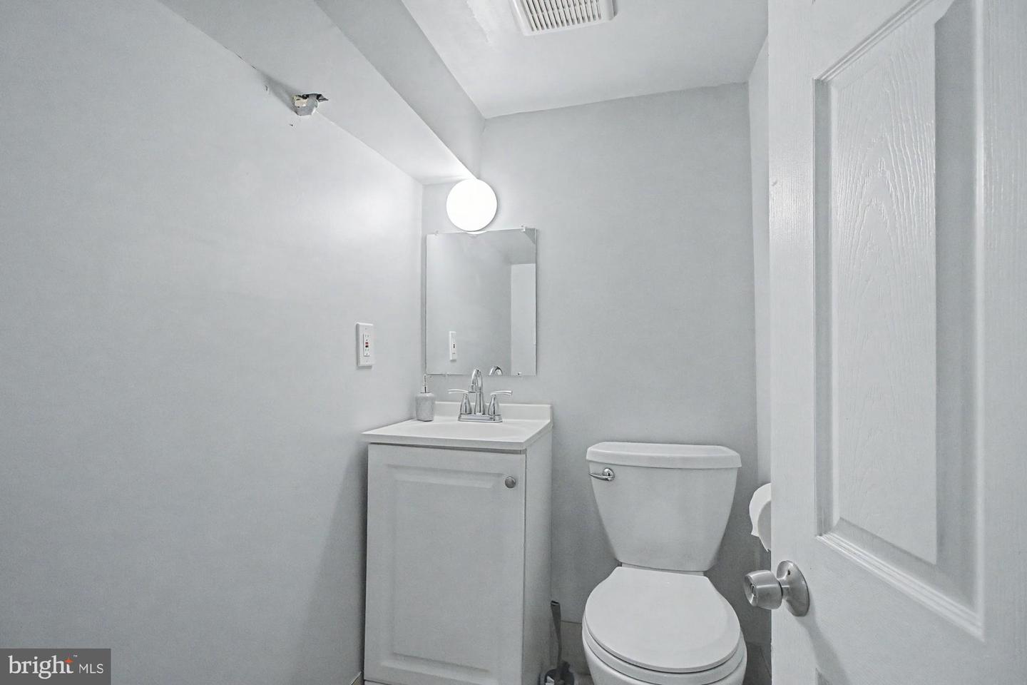 4922 Ivanhoe Ave Property Photo 25