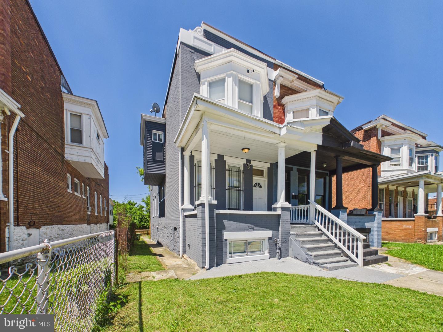 3812 PARK HEIGHTS