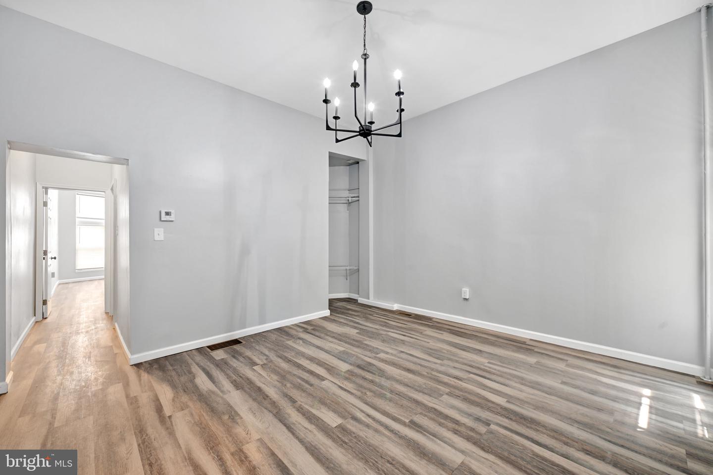 319 E 22nd St #unit 1 Property Photo 8