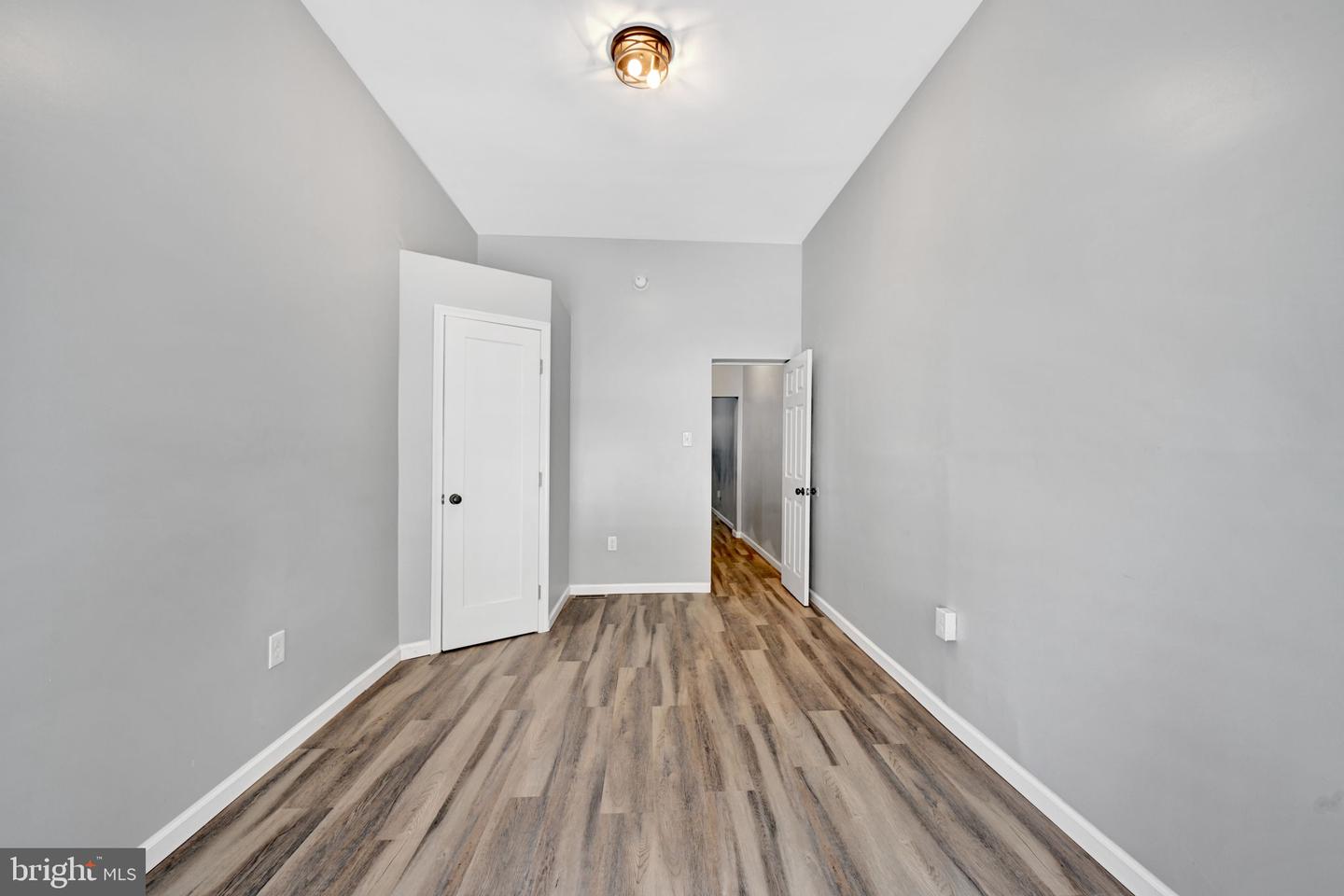 319 E 22nd St #unit 1 Property Photo 14