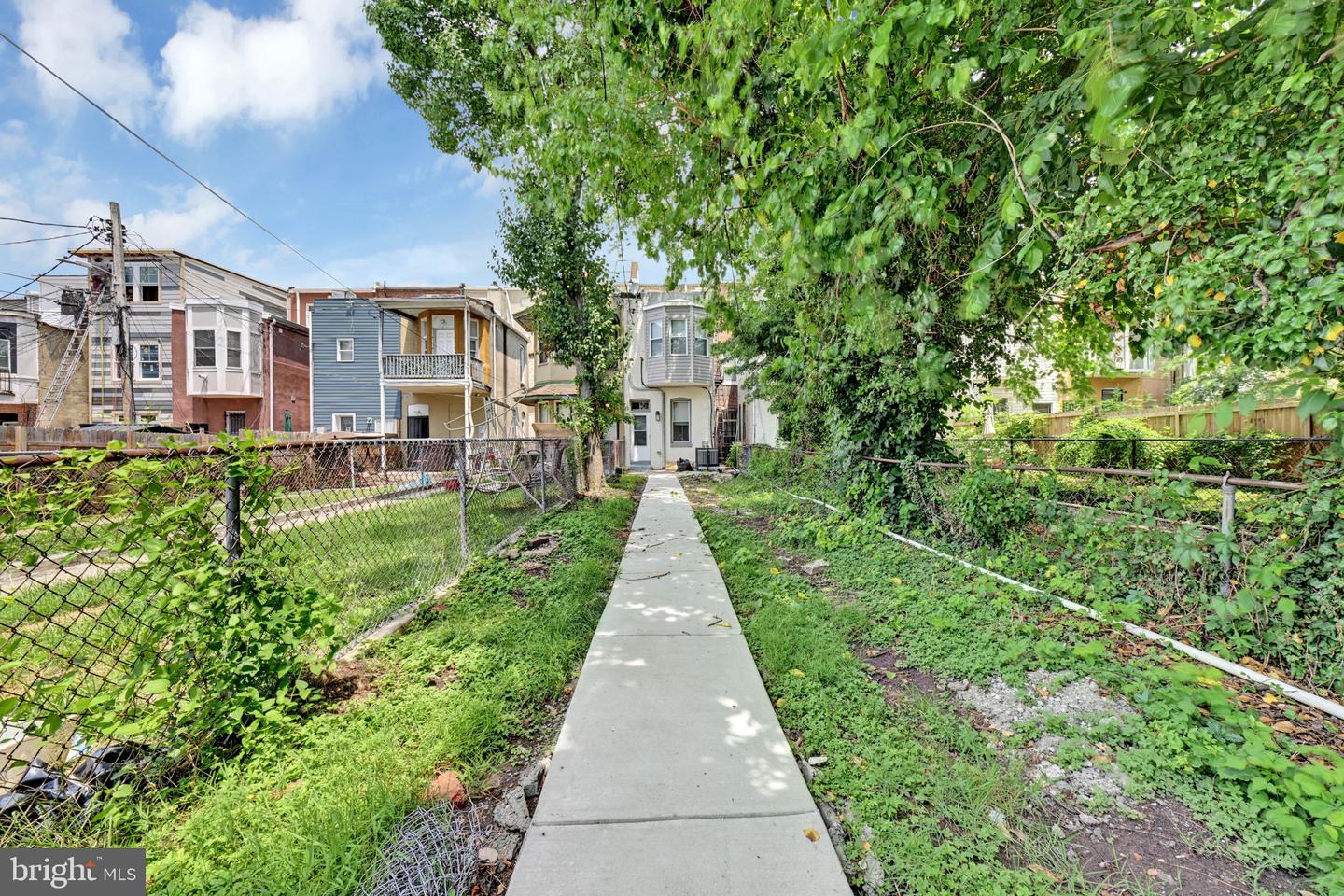 319 E 22nd St #unit 1 Property Photo 16