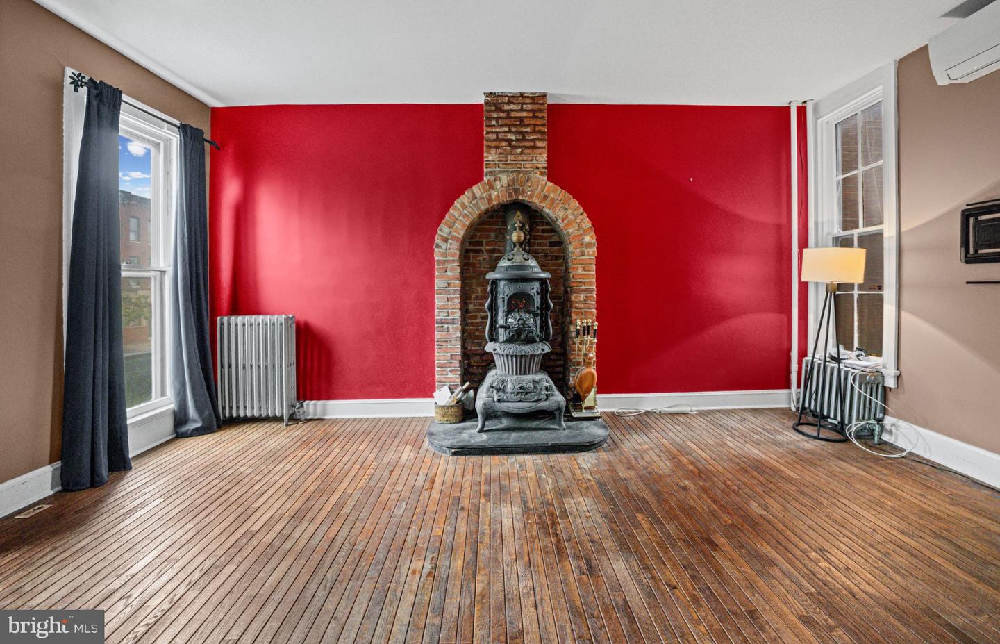 108 S Stricker St Property Photo 3