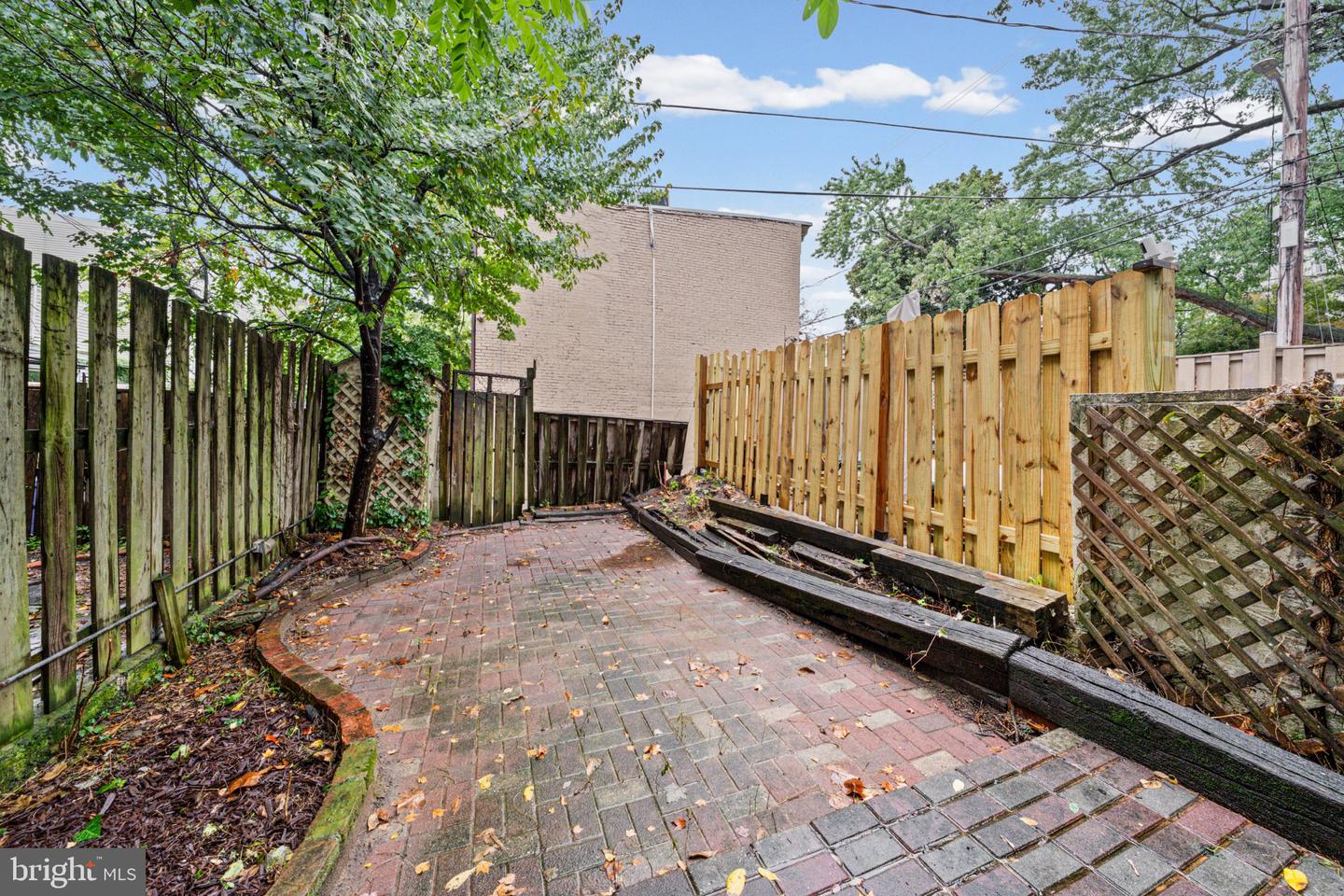 108 S Stricker St Property Photo 19