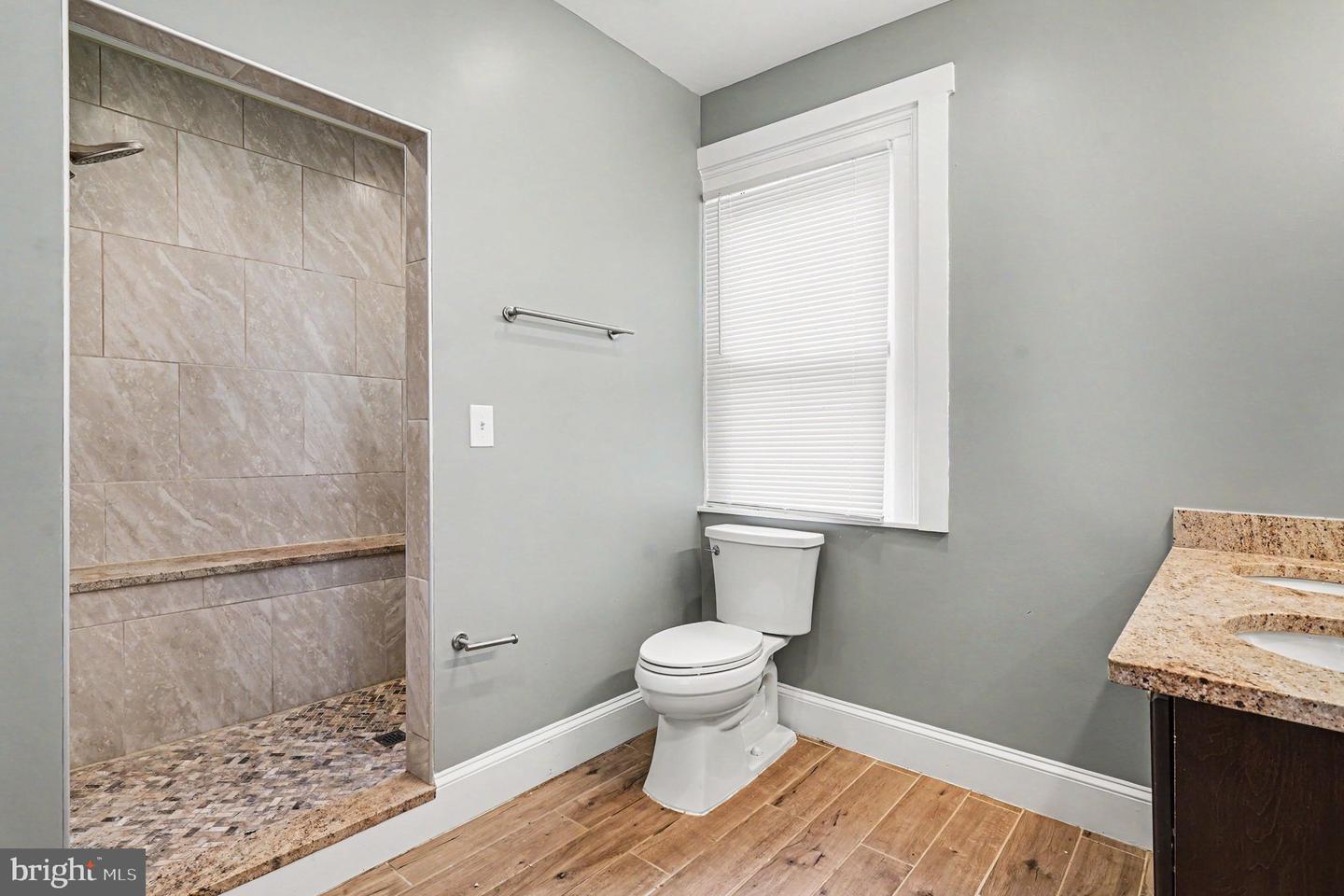4207 Mary Ave Property Photo 17