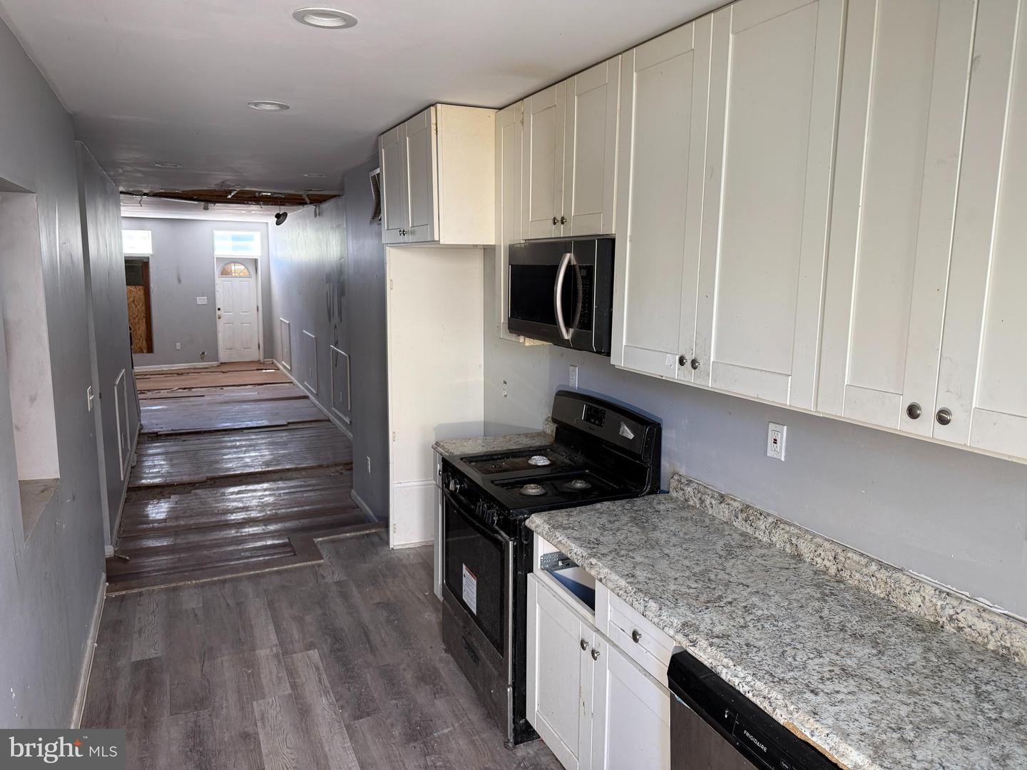 1217 Greenmount Ave Property Photo 11