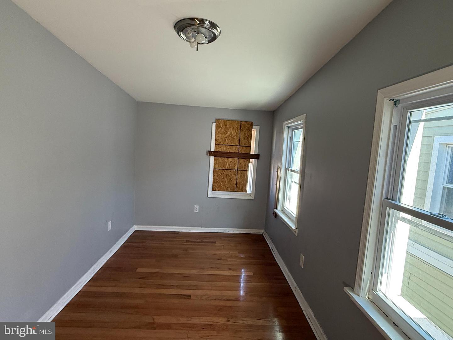 1217 Greenmount Ave Property Photo 17