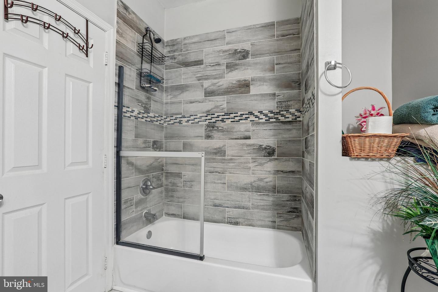1622 Edmondson Ave Property Photo 9