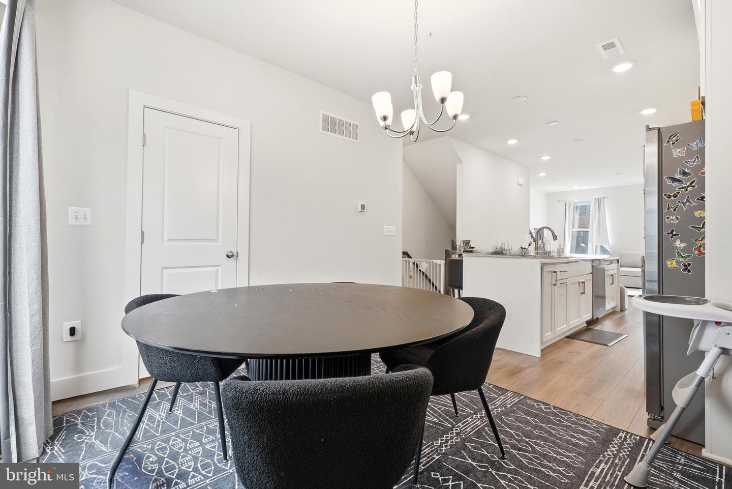 153 Locke St Property Photo 11