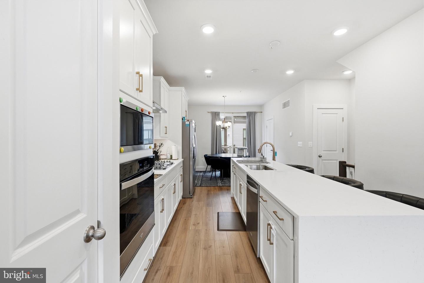 153 Locke St Property Photo 16