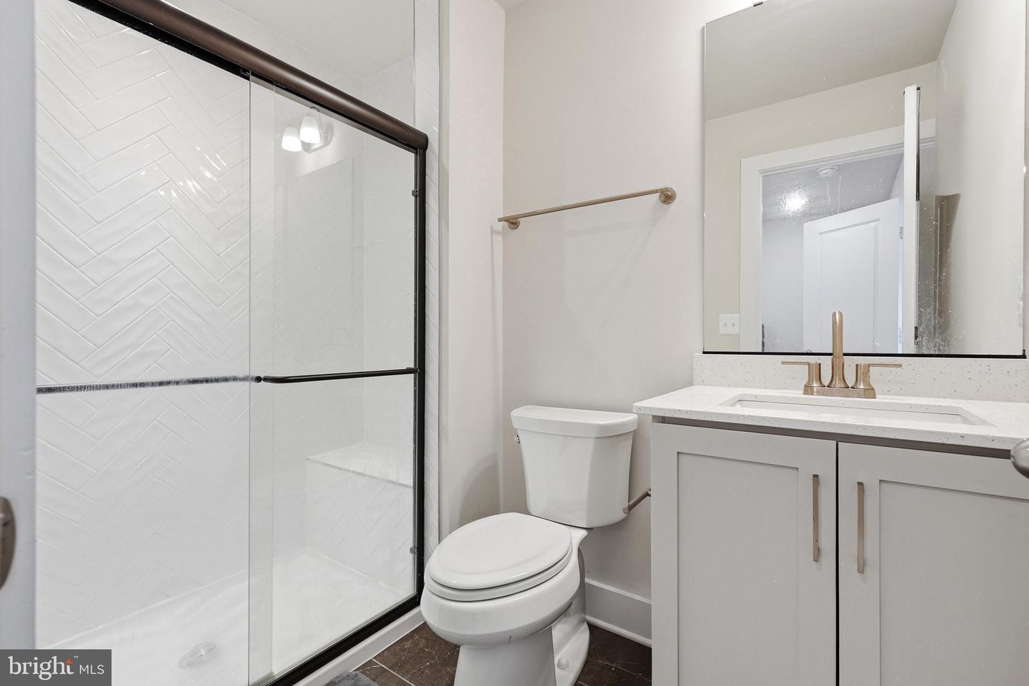 153 Locke St Property Photo 36