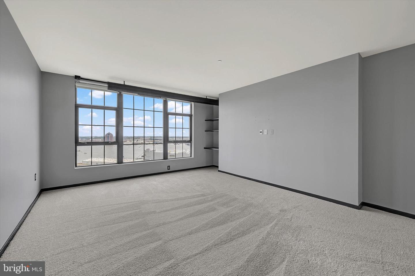 1200 Steuart St #1913 Property Photo 35