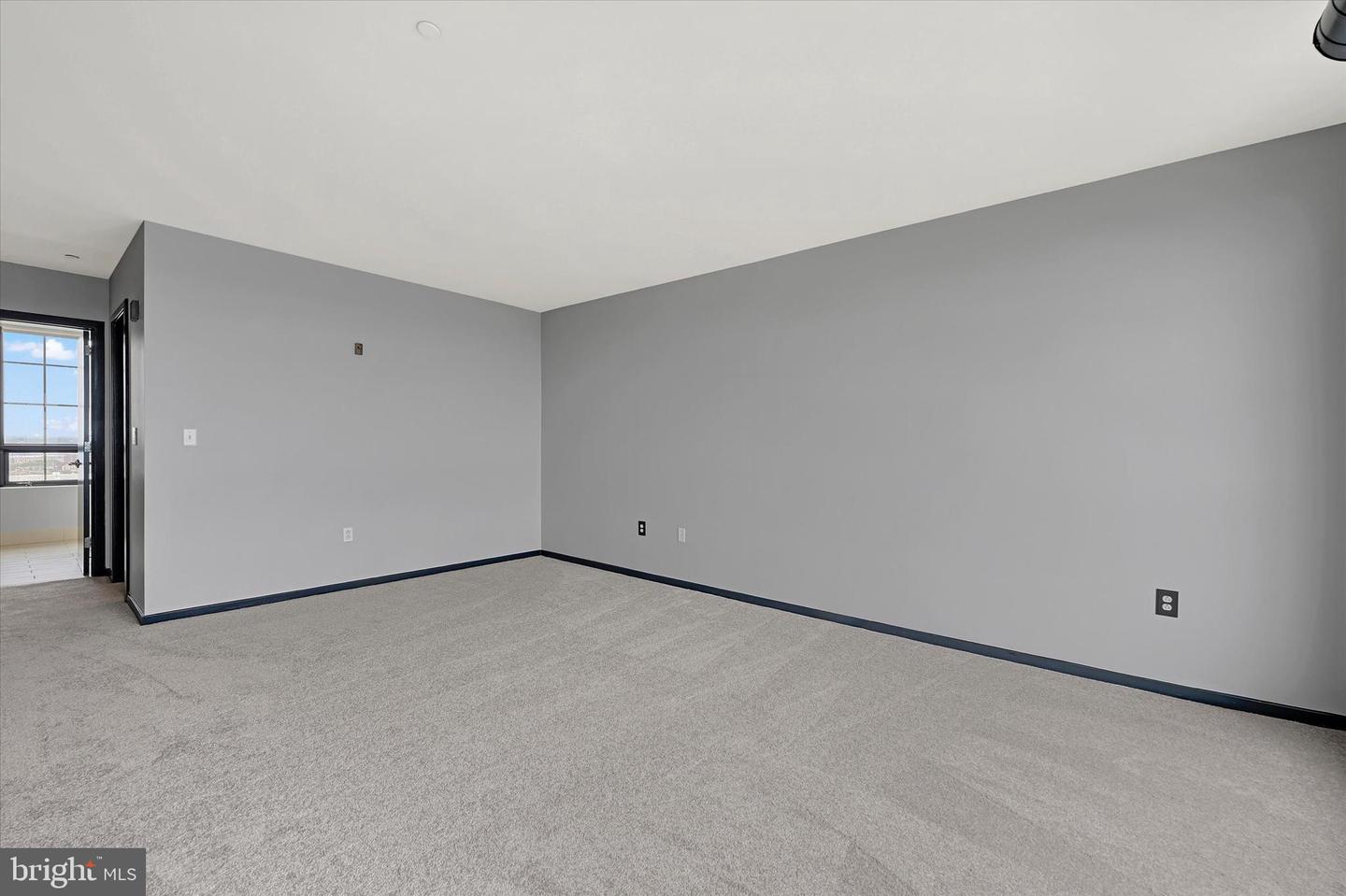 1200 Steuart St #1913 Property Photo 38